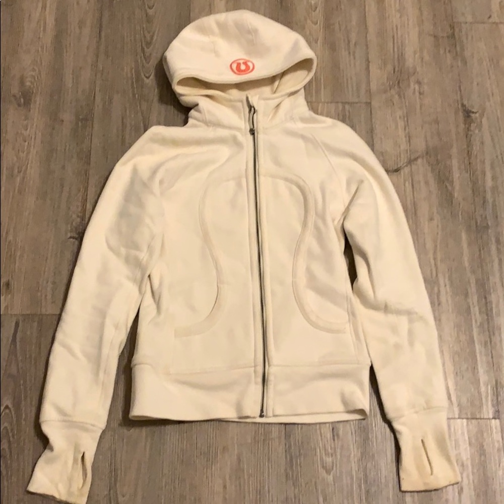 Lululemon Scuba Hoodie in Off-white size 4/6